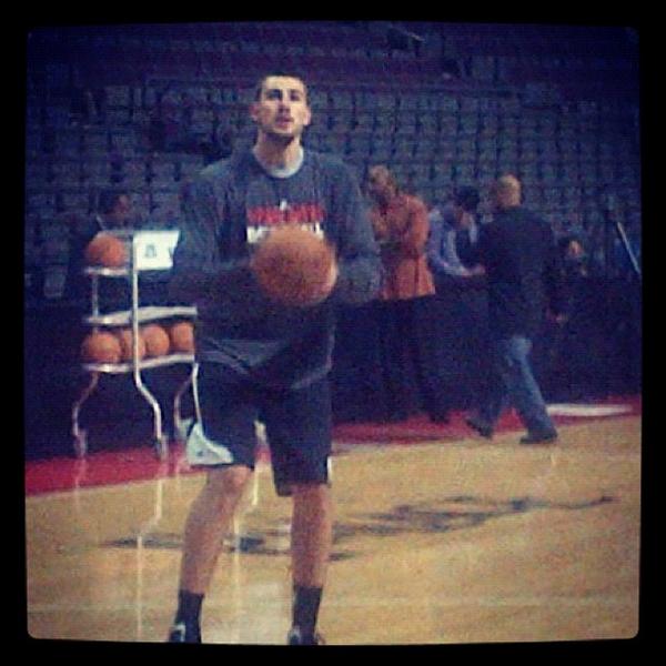 JValanciunas1's tweet image. warming up at The Palace pregame. #Raptors