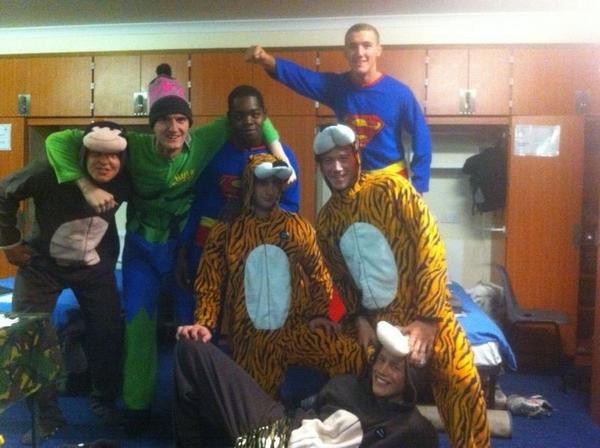 benfoz1's tweet photo. @Alice_H10 @RhiannaF_95 the onesy section http://t.co/Q8kMmga8