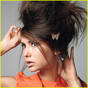 sunflouwrhes's tweet photo. Nina's hair ♥ #NinaDobrev #hair http://t.co/6pGcN3kd