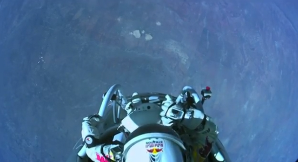 gadventures's tweet photo. This is what it looks like when you jump from space: http://t.co/5f5zBEJn via @buzzfeed #LIVEJUMP #spacejump