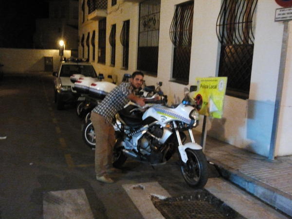 ajet589's tweet photo. Si despues de una buena noxe se levantara uno sin dolor de cabeza seria perfecto!!!! @jo_ame187 @cuesta00 @NOELIAjr87 http://t.co/s2xXKKT9