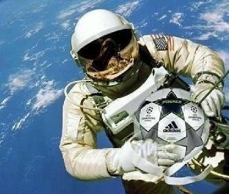 as_ar10's tweet image. ابشركم فيلكس حصل على كرة راموس , الان انا فهمتك يافيلكس D= ".  #قفزة_فيليكس #قفزة_التاريخ #قفزة_الجغرافيا