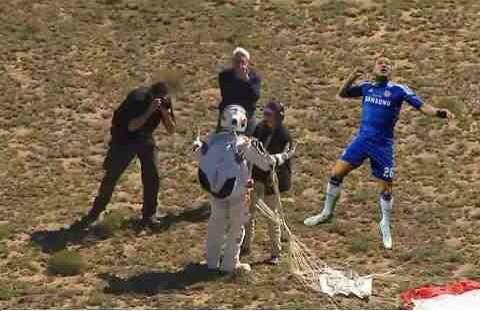 ODDSbible's tweet photo. Congratulations John Terry. 128,000ft. You've made history http://t.co/QTzhOEJP