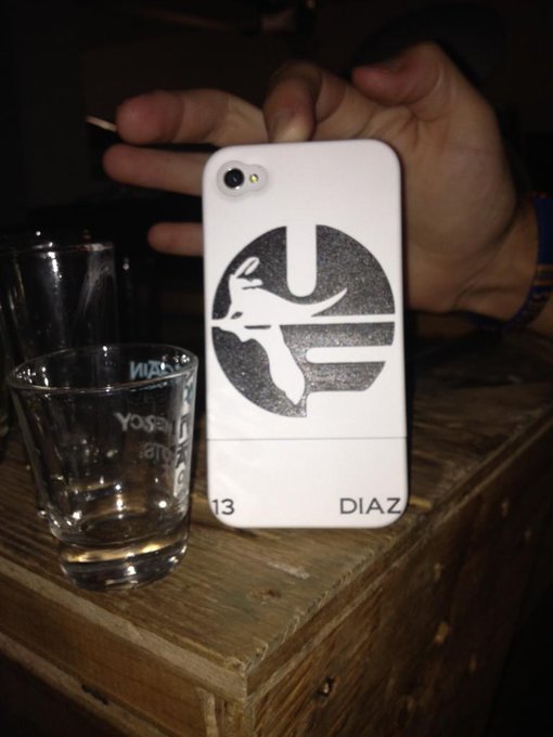 Watch Robert Vito's leaked NSFW photo on TwXstars