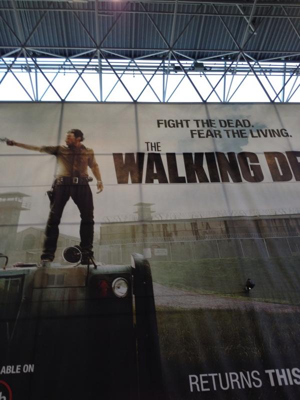 anthonpeck21's tweet photo. Look how cool this is! http://t.co/rnMry9ck