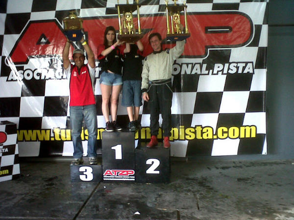 atzonalpista's tweet photo. Podio 1er final clase 3 http://t.co/7vPmp6pl