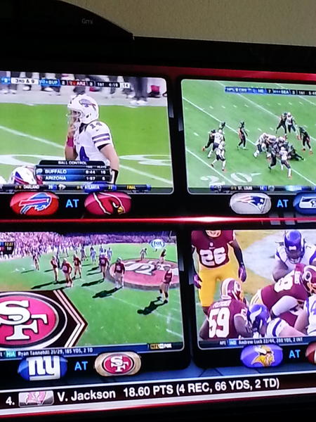 venusfrycook's tweet photo. #quadboxsighting number 2 for the day on #nflredzone http://t.co/A2CiAaup