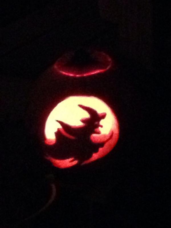 arse_nick's tweet image. Master carver!!