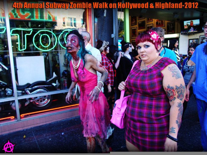 Whoa.....feed that bitch some brains! Too skinny! http://t.co/Tx16FPJx