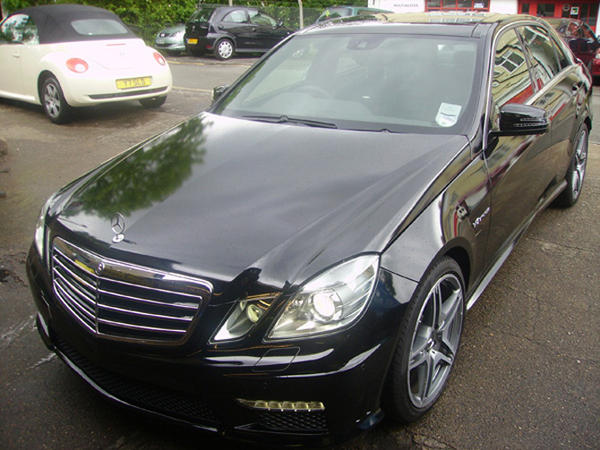 AMG E63 Gloss Black Full Vinyl Wrap 
wrappingcars.co.uk/index.php/merc…