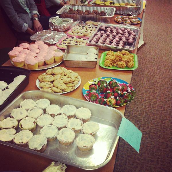 Little Flowers tweet media