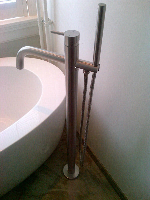 kranenland_ 15 jaar garvrijstaande kranen., RVS regendouches, RVS handdouche, RVS