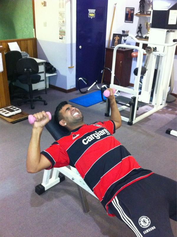 Jaggz5's tweet image. 50kg chest press.. #bigsesh