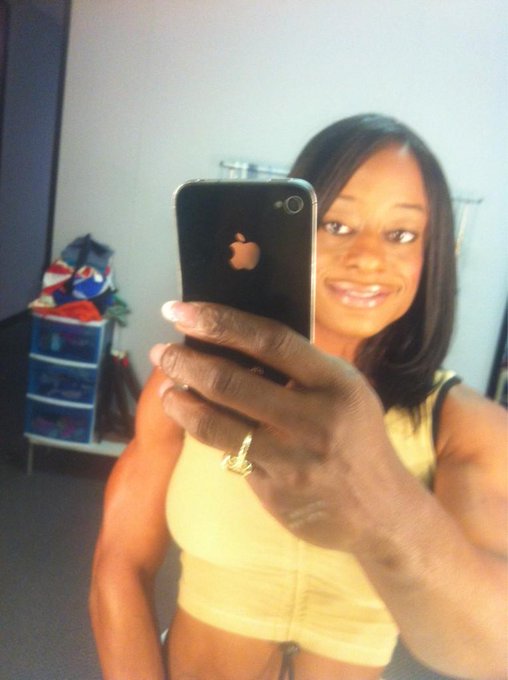 Live from my dressing room http://t.co/ZDJ8cbhh