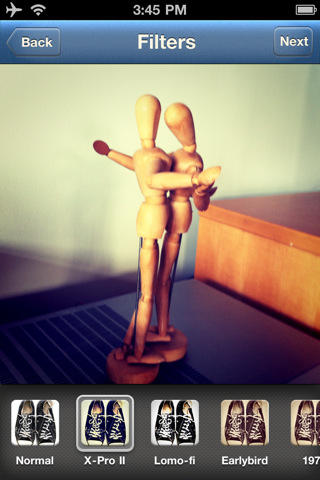 instargram's tweet photo. Be strong and smile to life even though it hurts sometimes http://t.co/84be8JzU