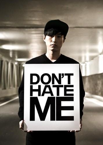 12/10 - NEWS - Tablo postet mysteriöses "Don't Hate Me" Bild A5UhrNsCQAE94ir
