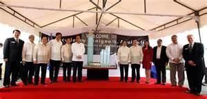 GrandHyattMNL's tweet photo. President Aquino was joined by City of Taguig Mayor Lani Cayetano, Grand Hyatt Manila Chairman Alfred V. Ty. http://t.co/Kq45NWS9