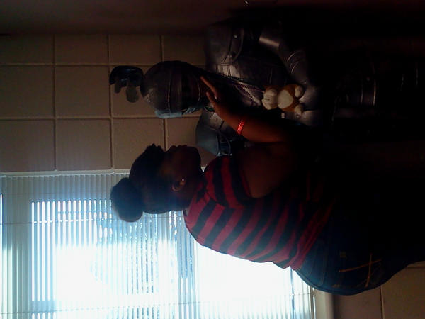 Lick_Me_Twitch's tweet image. @luv3yanna She's doing the most. This is her boyfriend and homecoming date.#tooextra