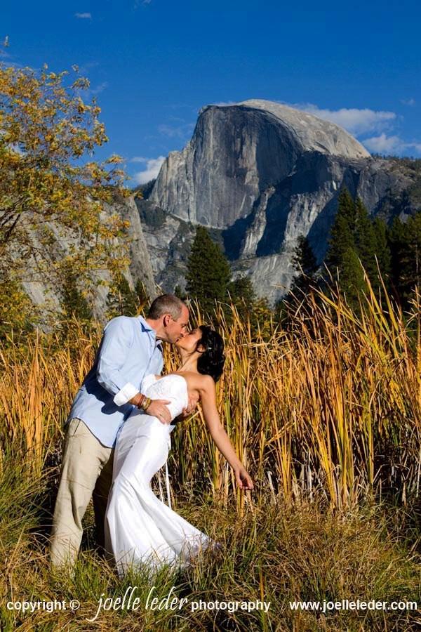 smithpaintball's tweet photo. Dad and Mel got married this past weekend in Yosemite!!!! http://t.co/vvVGx372