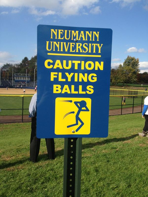 TK_13211's tweet image. Only at Neumann #flyingballs