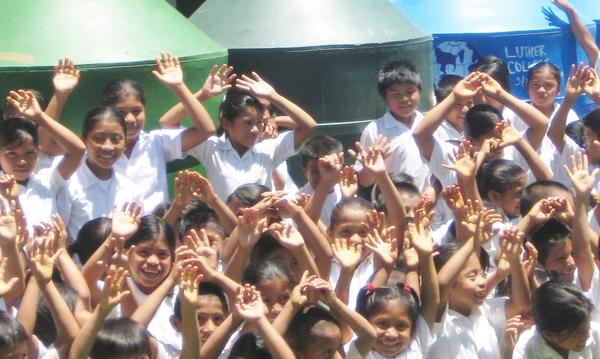 opsafewater's tweet image. From 50% of student body out sick due to bad water to less than 10%. See how.
It's easy to help: bit.ly/ValI4T