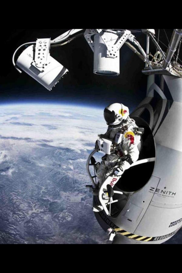 RickySims8's tweet image. Still so jealous #absolutehero