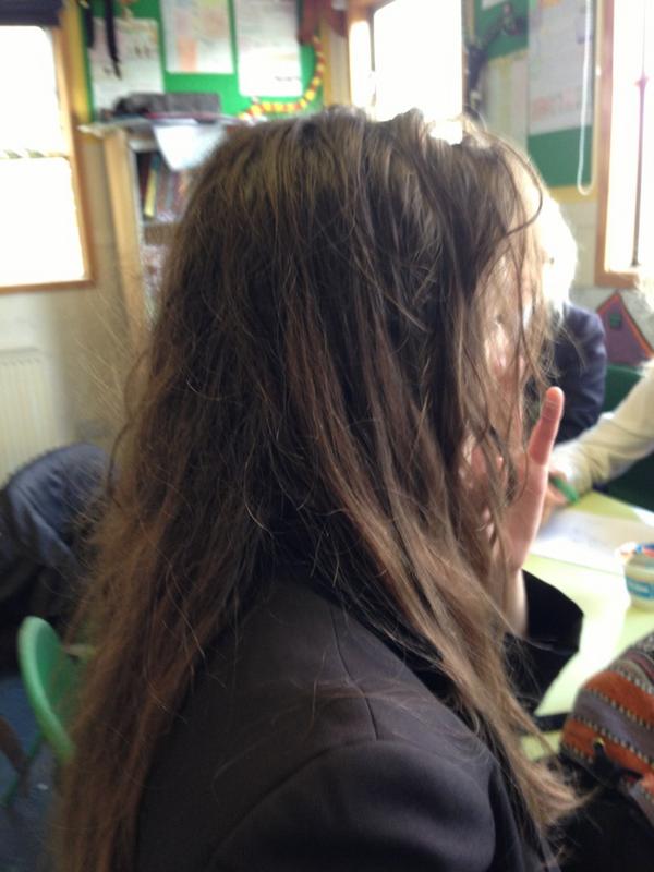 SmallOneFoss's tweet image. @AmyStraughan @Kidrauhls_Kid Amy's lovely hair #greasy #needsashower
