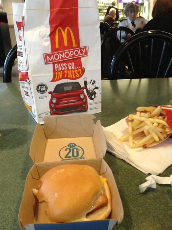 steveslee's tweet photo. Last meal at ORD before heading out to Kenya for project with @entrustdtalents http://t.co/pRTehd1z