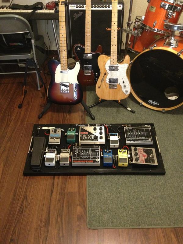 cacu82's tweet photo. @vntagetone pedalboard 100% http://t.co/94QrOwkk