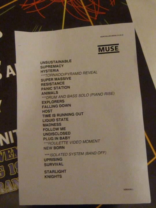 Тур несчастные люди трек лист. Сет лист концерта. Треклист на концерте. Muse setlist. Бумбокс сет лист.