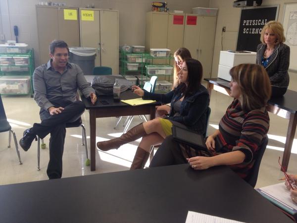 MVESMedia's tweet photo. We had a great two days improving our PBL and tech integration skills with Tony Vincent #pbl #Tonyvincent http://t.co/EFfyVEHf