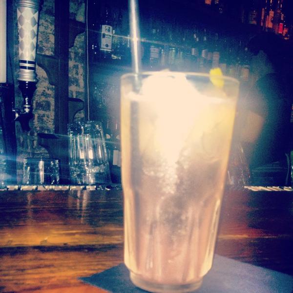 LillianReade's tweet photo. We are too elitist to wait in line for free beer so we went to @PassengerDC instead! #bindersfullofwomen drink, yum! http://t.co/qjwKmYts