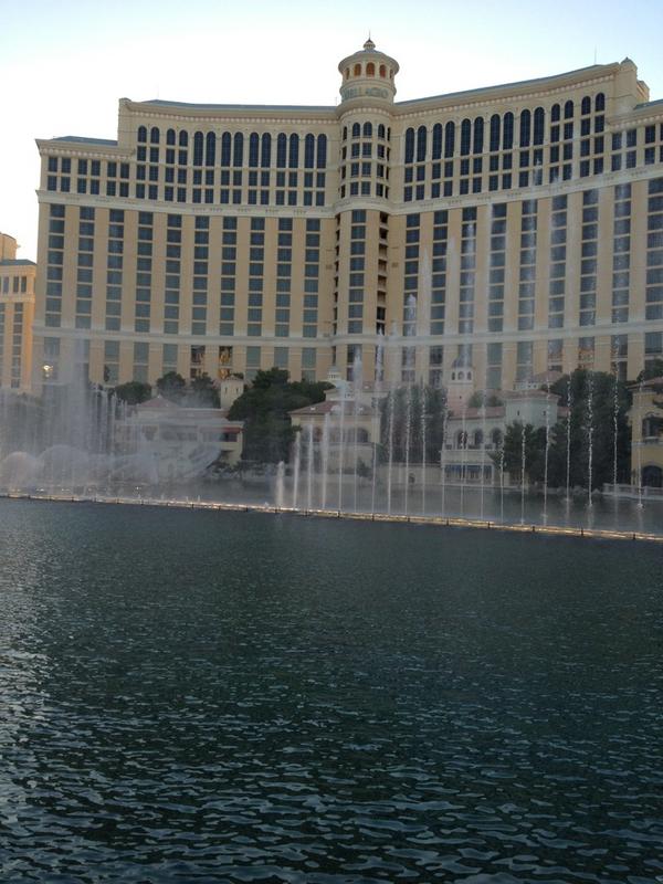 ScottBigsky23's tweet photo. #Last night at Vegas South #Shuttle http://t.co/aRtujKo4