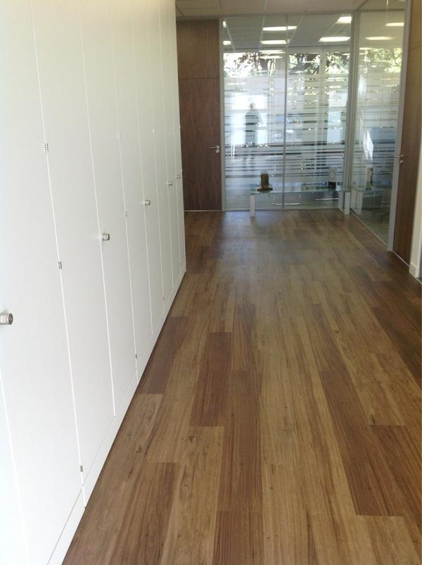 ShoveAlistair's tweet photo. The walnut brings warmth to the reception area. http://t.co/fTKuR6Fd