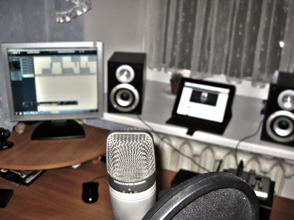 Loud_rap's tweet photo. Рабочая атмосфера) http://t.co/4VoQGkcp