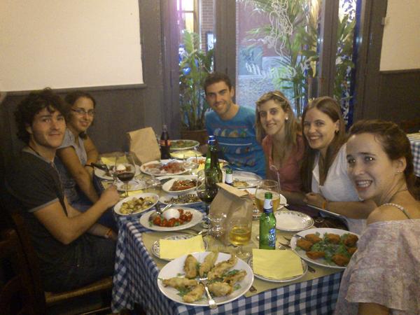 albertobeiroa's tweet photo. Pranzo napolitano http://t.co/ecQzmZNo