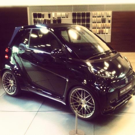 smartRetailG's tweet photo. smart Brooklands are currently selling a limited edition smart-@BRABUSgermany designed and owned by @SimonCowell http://t.co/qKQmp9MN