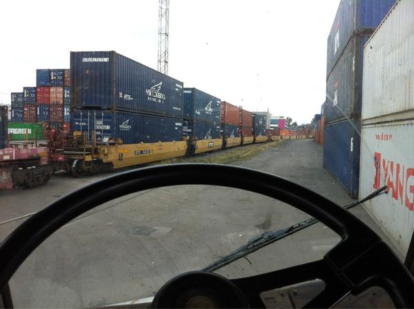 LRSS25's tweet image. Aburrido en el trabajo :(