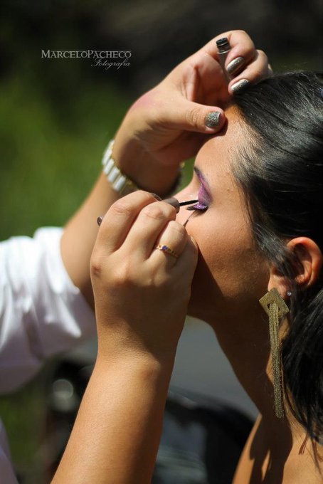 Bom diia a todos,obrigada pelo carinho,obrigada pelas vitorias recebidas meu Deus. http://t.co/chN6J<a href="/tag/redebbb"class="tags"><span>#redebbb</span></a><a href="/tag/bbb20"class="tags"><span>#bbb20</span></a>