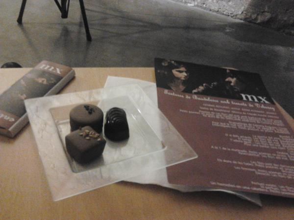 Textures de Baudelaire amb trenats de Debussy. Poesia, música i bombons al @museudelaxocolata