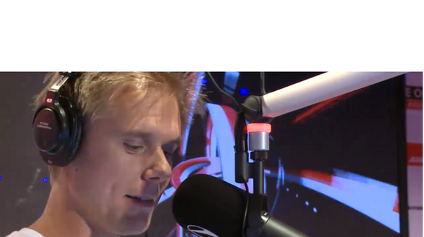 Tonibaseite's tweet photo. Armin van Buuren #ASOT600MEXICO http://t.co/Ie8OGSCy