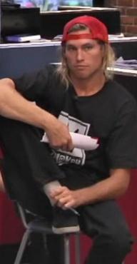 ashlee_joan03's tweet photo. The reason I watch TMZ #yup #futurehusband http://t.co/0rSlgpBm
