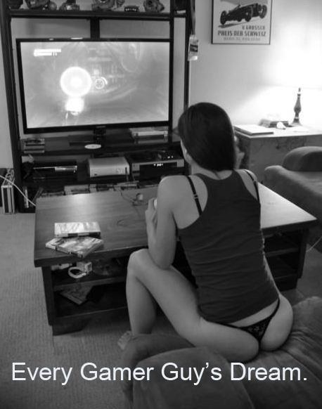 DARKCOMBUZZ's tweet photo. EL SUEΓO DE TODO HOMBRE. @Neurotwittco #TwitterIsForPorn http://t.co/2BAS1tBx