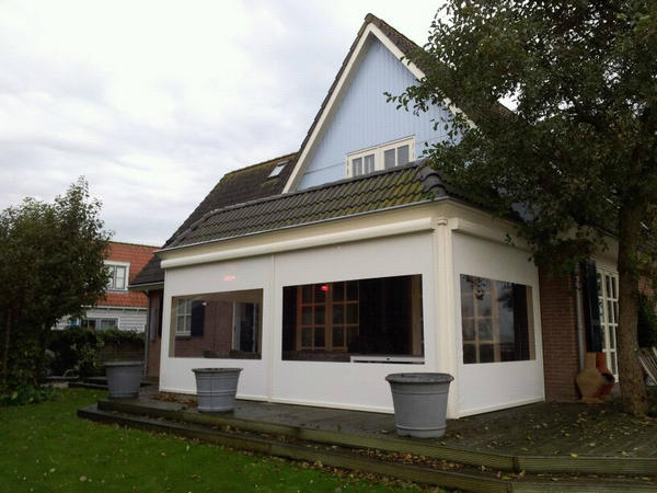 Een mooie oplossing met de Renson Fix150F incl. vensters. Uitgevoerd door Westend te Watergang. bit.ly/ONFTSg