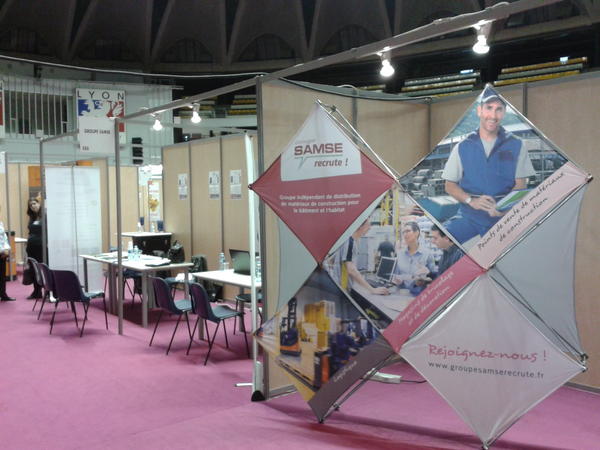 SBrondex's tweet image. Le #groupesamse au #forumdelemploi de #lyon avec @fhgrassa