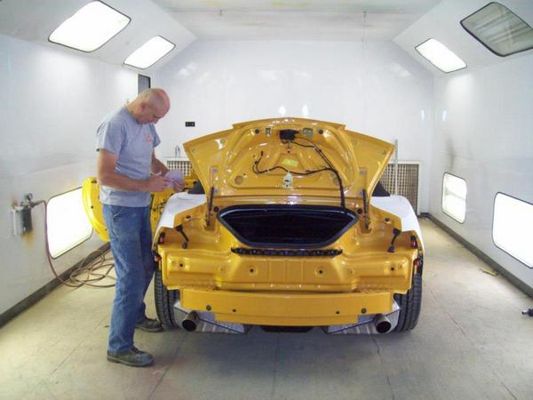 PlanetColorCP's tweet image. Check out the restyled @ChevyCamaroFC by Rick Bottom. It's covered in  Screamin' Yellow Pearl - visit it at @SEMASHOW!