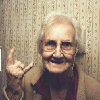 6Kenza's tweet photo. Hahahaha http://t.co/A8xy48wT