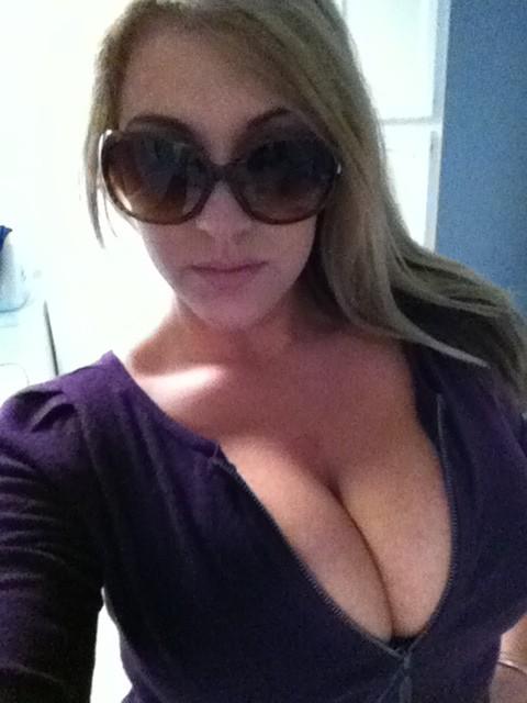 Your sweet cherry pie 💋 http://t.co/vyP2fdin<a href="/tag/friskfriday"class="tags"><span>#friskfriday</span></a>