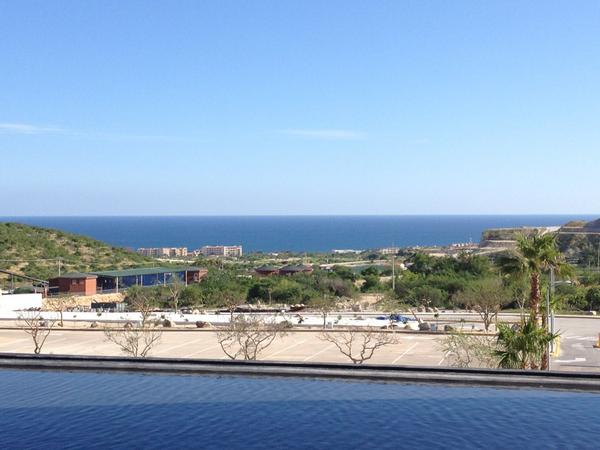 LosCabosCC's tweet photo. Great view from the terrace of #LosCabos #ConventionCenter overlooking the #SeaofCortes http://t.co/9ToKcFxz