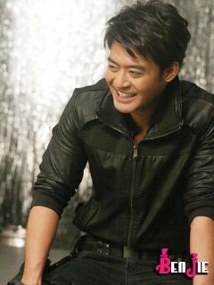 TleTanapol's tweet photo. สวัสดีเช้าวันเสาร์ครับ :) http://t.co/bExONsaK